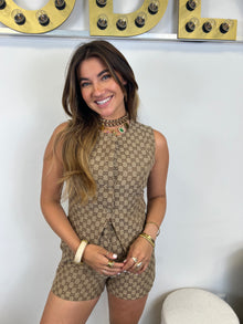Short Gia