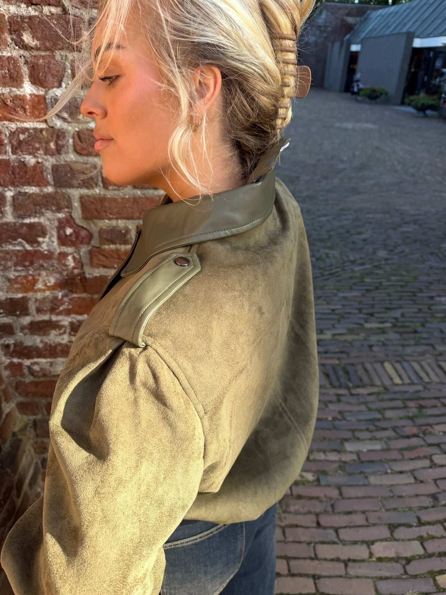 Chaqueta verde oliva militar