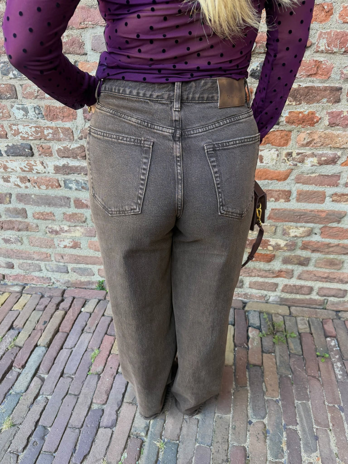 Wide Leg Jeans - Vintage Brown