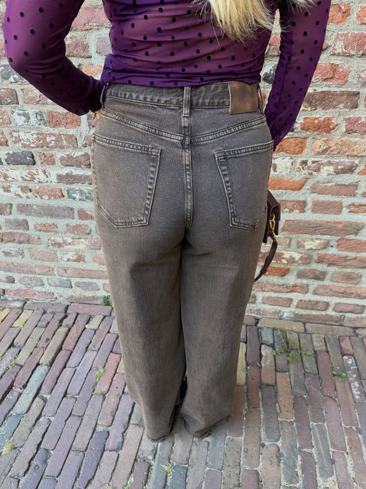 Wide Leg Jeans - Vintage Brown